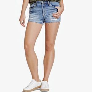 Nwt UNIVERSAL THREAD LIGHT DENIM SHORTIE SHORTS